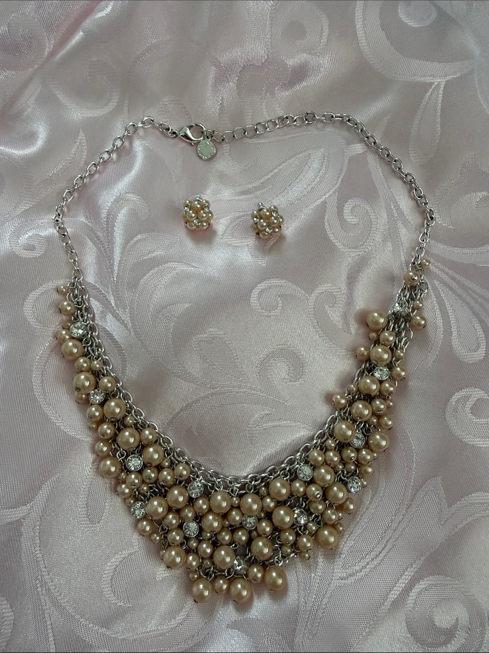 Elegant Pearl Cluster Necklace and Stud Earring Set